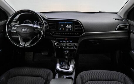 Hyundai Elantra VI рестайлинг, 2019 год, 1 575 000 рублей, 18 фотография