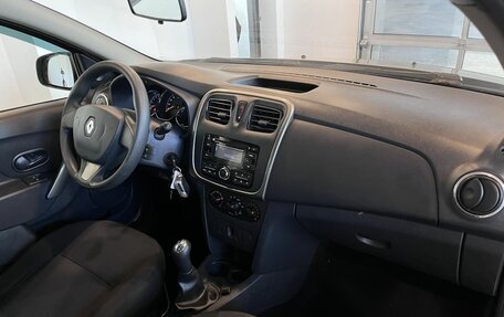 Renault Logan II, 2016 год, 770 000 рублей, 12 фотография