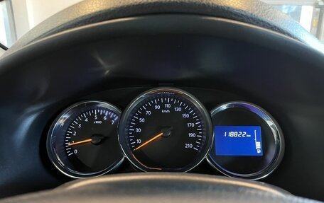 Renault Logan II, 2016 год, 770 000 рублей, 11 фотография