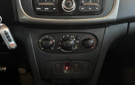 Renault Logan II, 2016 год, 770 000 рублей, 15 фотография