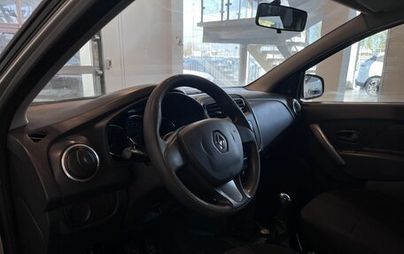 Renault Logan II, 2016 год, 770 000 рублей, 23 фотография
