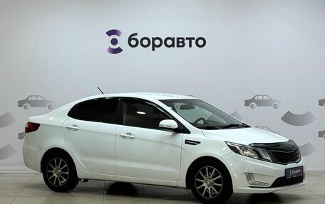 KIA Rio III рестайлинг, 2013 год, 860 000 рублей, 3 фотография