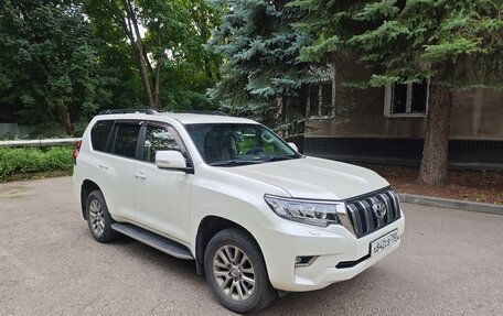 Toyota Land Cruiser Prado 150 рестайлинг 2, 2017 год, 4 650 000 рублей, 6 фотография