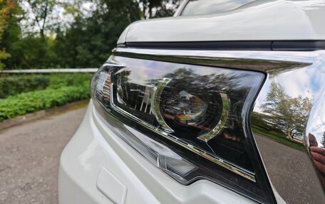 Toyota Land Cruiser Prado 150 рестайлинг 2, 2017 год, 4 650 000 рублей, 7 фотография