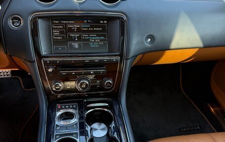 Jaguar XJ IV (X351), 2013 год, 2 425 000 рублей, 18 фотография