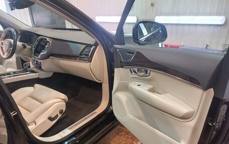Volvo XC90 II рестайлинг, 2016 год, 3 000 000 рублей, 11 фотография