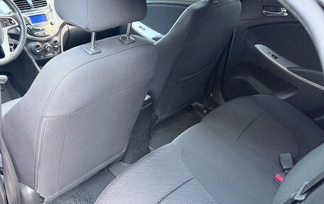 Hyundai Solaris II рестайлинг, 2013 год, 750 000 рублей, 9 фотография