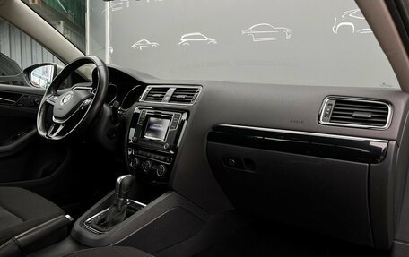 Volkswagen Jetta VI, 2017 год, 1 379 700 рублей, 7 фотография