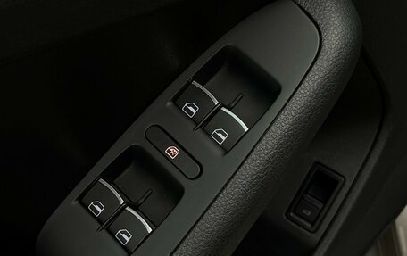Volkswagen Jetta VI, 2017 год, 1 379 700 рублей, 21 фотография