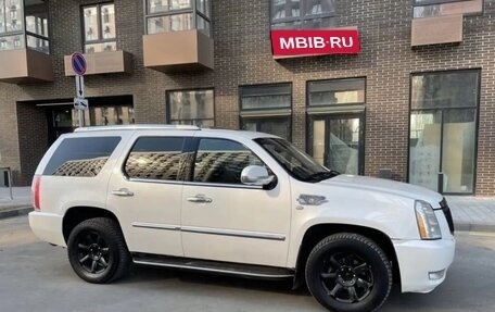 Cadillac Escalade III, 2008 год, 1 000 000 рублей, 1 фотография