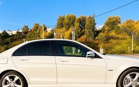 Mercedes-Benz C-Класс, 2011 год, 1 290 000 рублей, 2 фотография