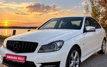Mercedes-Benz C-Класс, 2011 год, 1 290 000 рублей, 7 фотография