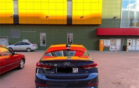 Hyundai Elantra VI рестайлинг, 2018 год, 1 615 000 рублей, 6 фотография