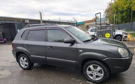 Hyundai Tucson III, 2007 год, 690 000 рублей, 2 фотография