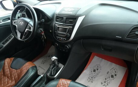 Hyundai Solaris II рестайлинг, 2015 год, 939 000 рублей, 16 фотография