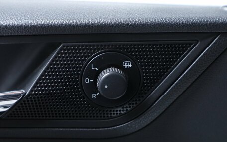 Skoda Rapid I, 2018 год, 1 069 000 рублей, 15 фотография