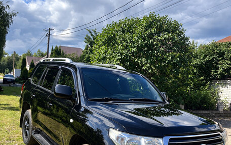 Toyota Land Cruiser 200, 2011 год, 2 690 000 рублей, 1 фотография