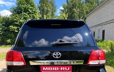 Toyota Land Cruiser 200, 2011 год, 2 690 000 рублей, 6 фотография