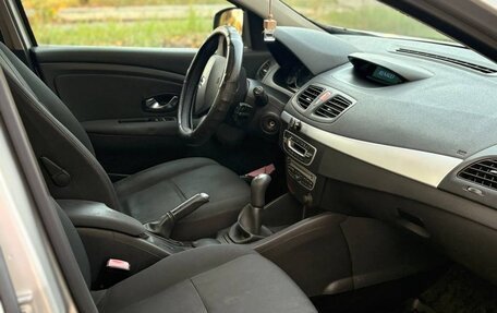 Renault Fluence I, 2010 год, 515 000 рублей, 5 фотография