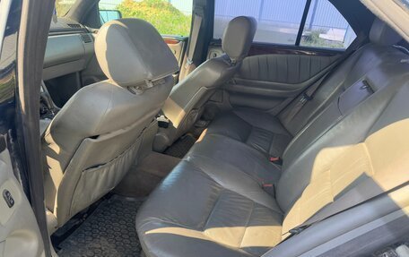 Mercedes-Benz E-Класс, 1997 год, 255 000 рублей, 9 фотография