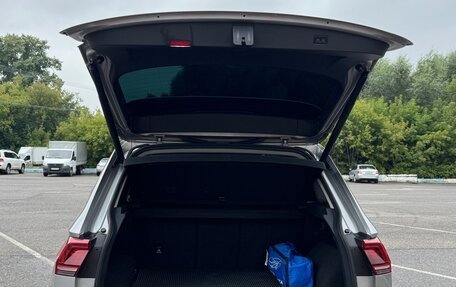 Volkswagen Tiguan II, 2018 год, 2 800 000 рублей, 8 фотография