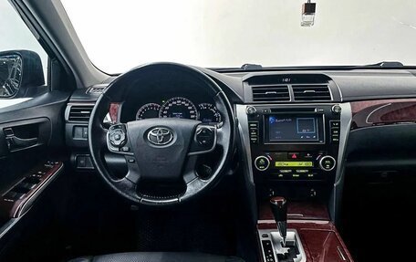 Toyota Camry, 2014 год, 1 749 000 рублей, 13 фотография