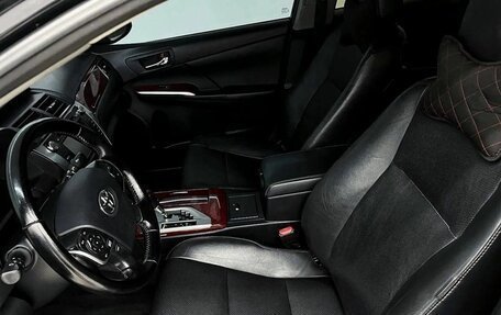 Toyota Camry, 2014 год, 1 749 000 рублей, 16 фотография