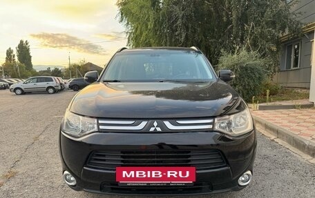 Mitsubishi Outlander III рестайлинг 3, 2012 год, 1 399 000 рублей, 2 фотография