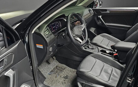 Volkswagen Tiguan, 2023 год, 1 759 000 рублей, 5 фотография