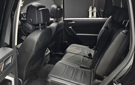 Volkswagen Tiguan, 2023 год, 1 759 000 рублей, 15 фотография