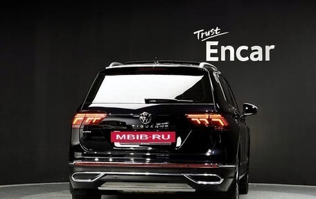 Volkswagen Tiguan, 2023 год, 1 759 000 рублей, 4 фотография
