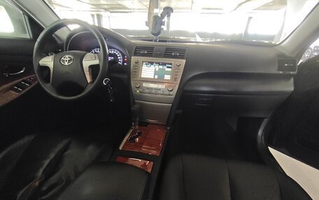 Toyota Camry, 2011 год, 1 700 000 рублей, 1 фотография