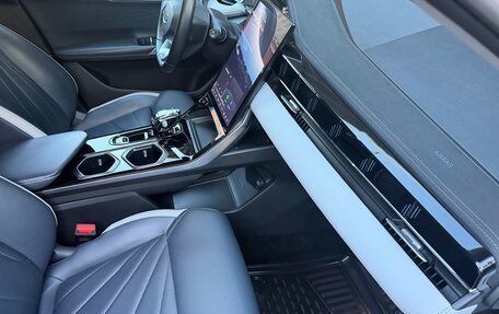 Geely Atlas, 2024 год, 2 350 000 рублей, 16 фотография