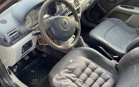 Renault Symbol I, 2005 год, 110 000 рублей, 8 фотография