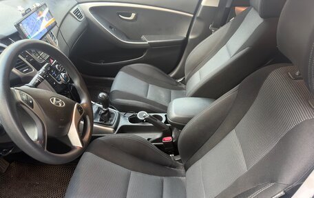 Hyundai i30 II рестайлинг, 2015 год, 990 000 рублей, 8 фотография