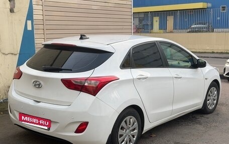 Hyundai i30 II рестайлинг, 2015 год, 990 000 рублей, 3 фотография