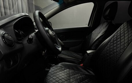Renault Logan II, 2019 год, 519 999 рублей, 6 фотография