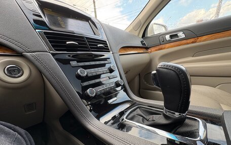 Lincoln MKT I, 2010 год, 1 800 000 рублей, 18 фотография