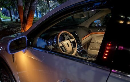 Lincoln MKT I, 2010 год, 1 800 000 рублей, 17 фотография