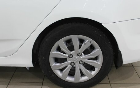 Hyundai Solaris II рестайлинг, 2013 год, 830 000 рублей, 11 фотография
