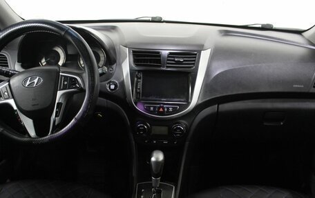 Hyundai Solaris II рестайлинг, 2013 год, 830 000 рублей, 19 фотография