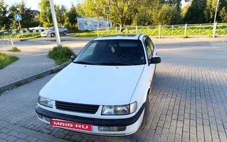 Volkswagen Passat B4, 1994 год, 210 000 рублей, 1 фотография