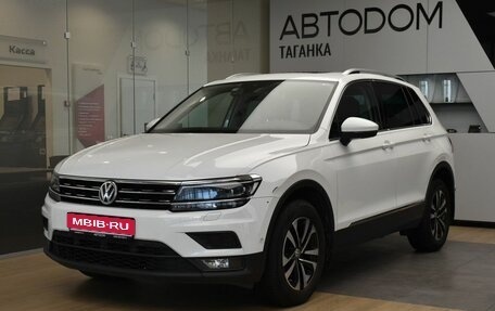 Volkswagen Tiguan II, 2019 год, 2 375 000 рублей, 1 фотография