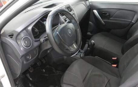 Renault Logan II, 2016 год, 520 000 рублей, 17 фотография