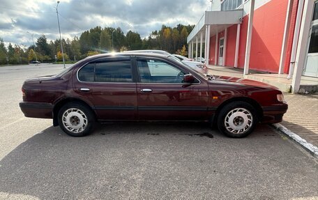 Nissan Maxima IV, 1997 год, 220 000 рублей, 5 фотография