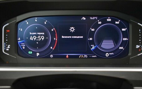 Volkswagen Tiguan II, 2019 год, 2 375 000 рублей, 10 фотография