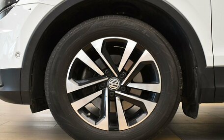 Volkswagen Tiguan II, 2019 год, 2 375 000 рублей, 27 фотография
