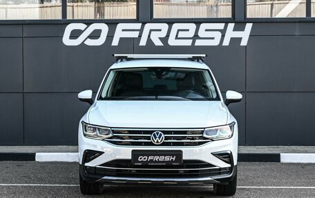 Volkswagen Tiguan II, 2020 год, 2 969 000 рублей, 3 фотография