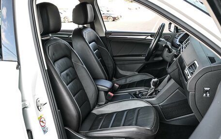 Volkswagen Tiguan II, 2020 год, 2 969 000 рублей, 8 фотография
