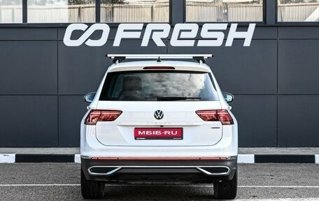 Volkswagen Tiguan II, 2020 год, 2 969 000 рублей, 4 фотография